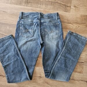 Wrangler Women's Classic Blue Straight Leg Jeans